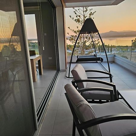 Majestic Sunset Salt Lake Views 300M From Beach Λάρνακα Εξωτερικό φωτογραφία